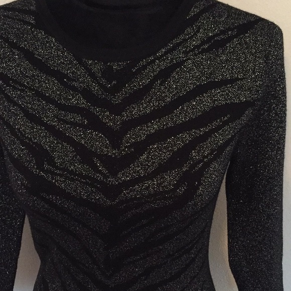 Express Sweater Dress - Picture 4 of 7